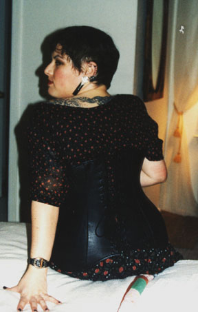 Hourglass corset